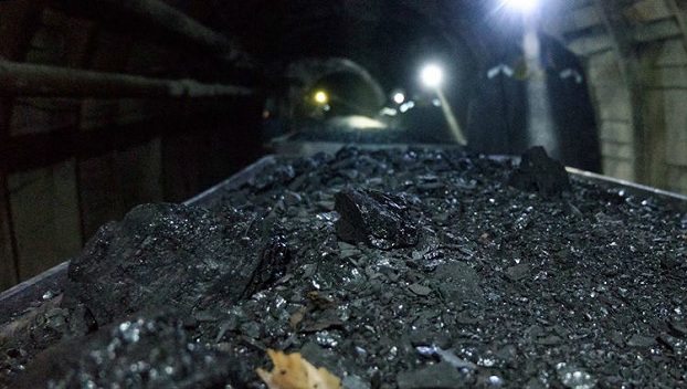 В Донецкой области из-за обвала погиб шахтер, двое травмированы