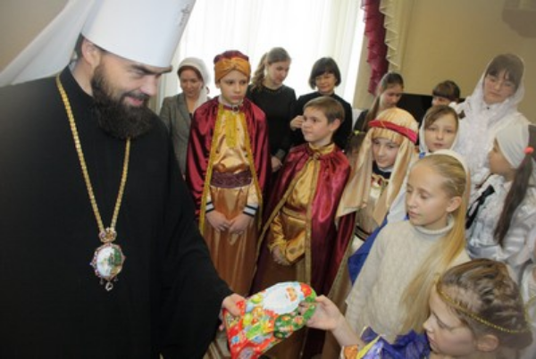Архиепископ Горловский и Славянский владыка Митрофан посетил Артемовск