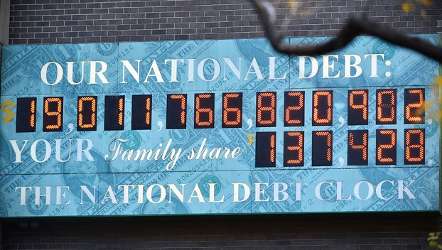 Почему в Нью-Йорке сняли табло, отсчитывающее государственный долг