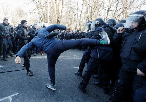 Итоги столкновений в Киеве: что известно о погибшем 