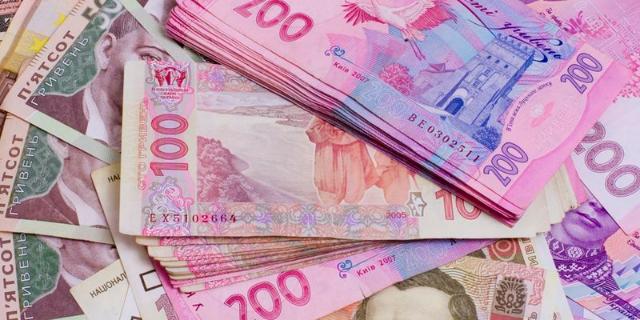 НБУ: Официальный курс гривни повысился на 15 копеек