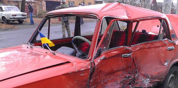 Легковой автомобиль столкнулся с военным «Уралом» в Красноармейском районе