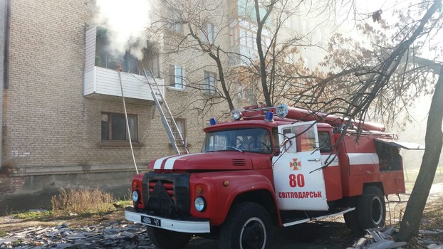 В Бахмутском районе загорелась жилая квартира