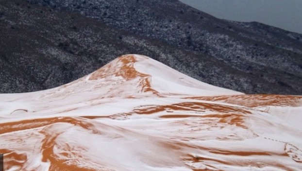 За долгое время в Сахаре выпал снег