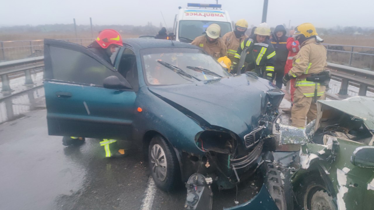 В Краматорском районе столкнулись два авто | ZI.ua