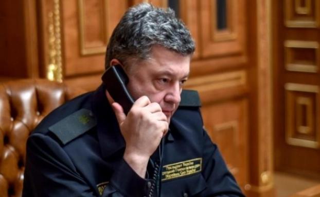 Порошенко снова провел телефонные переговоры с Путиным