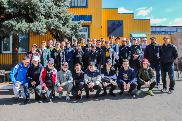 Юные хоккеисты Junior Hockey Cup побывали на шоколадной фабрике «КОНТИ»