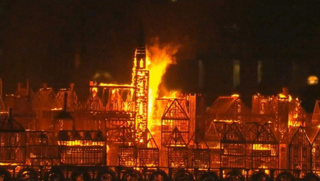 В Англии сожгли Лондон в память о пожаре 1666 года