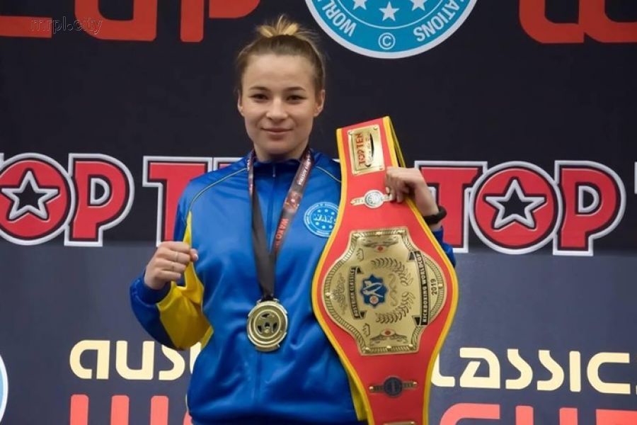 Мариупольчанка Ульяна Мищенко взяла золото на Кубке мира по кикбоксингу WAKO