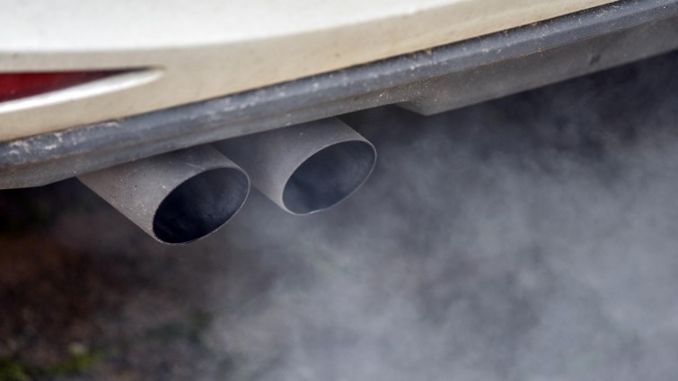 Трагедия в Мариуполе: влюбленные отравились угарным газом в автомобиле
