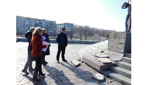 В Покровске готовятся реставрировать памятники