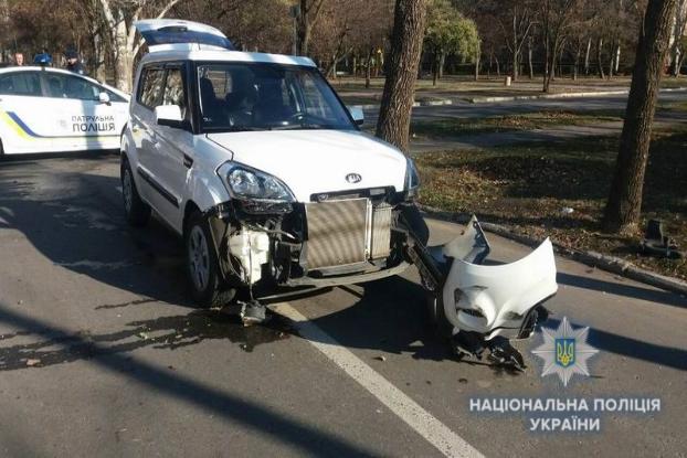 В Краматорске в результате ДТП перевернулся автомобиль