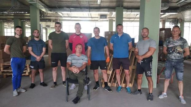 Спортсмены Покровска стали волонтерами