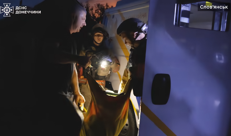Один из спасателей в Славянске получил ранение во время повторной атаки