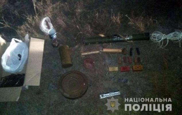 В Новотроицком нашли тайник с боеприпасами