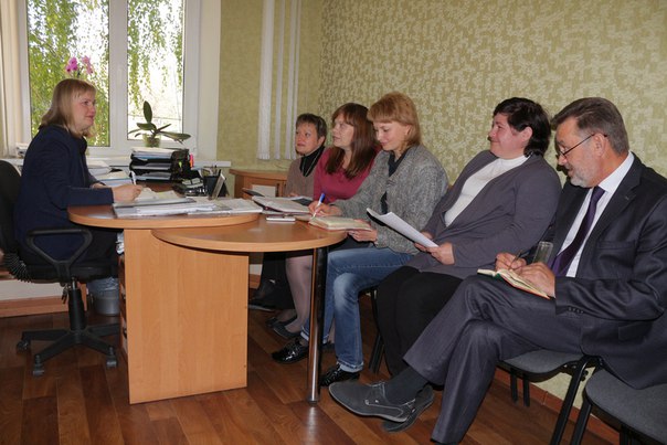 В Артемовском районе назначали социальную помощь и рассматривали заявления на субсидии