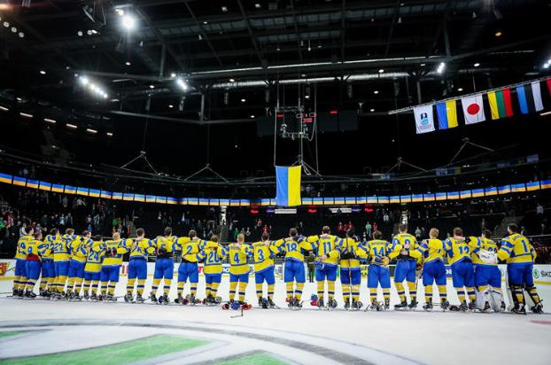  Украина едва не вылетела в четвертый хоккейный дивизион