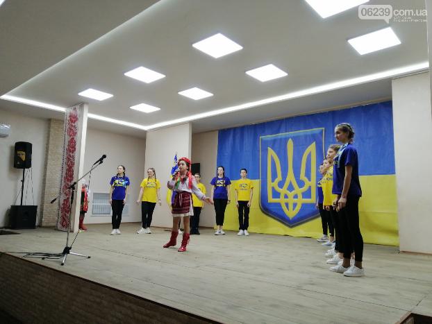 Ко Дню Соборности Украины в Покровске состоялся фестиваль литературно-музыкальных композиций
