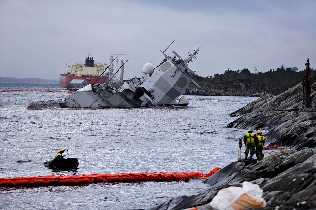 В Норвегии на дно моря ушел дорогостоящий военный фрегат