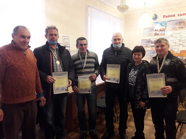 Названы победители соревнований по интеллектуальным видам спорта в Константиновском районе
