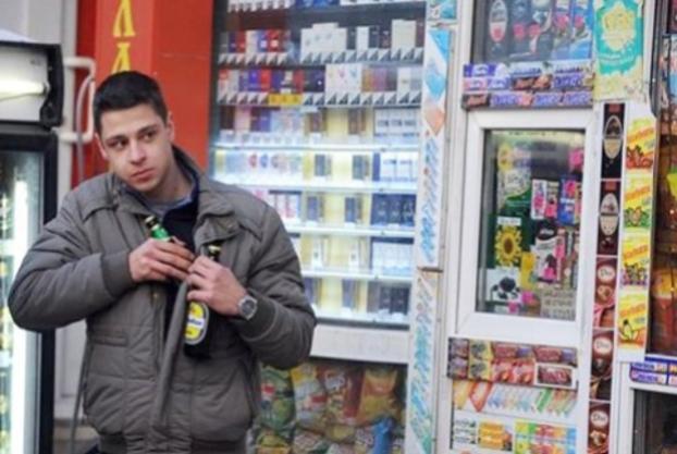 Во Львове запретили продавать алкоголь любой крепости в МАФах
