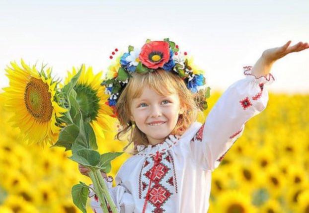 21 мая: День вышиванки в Украине