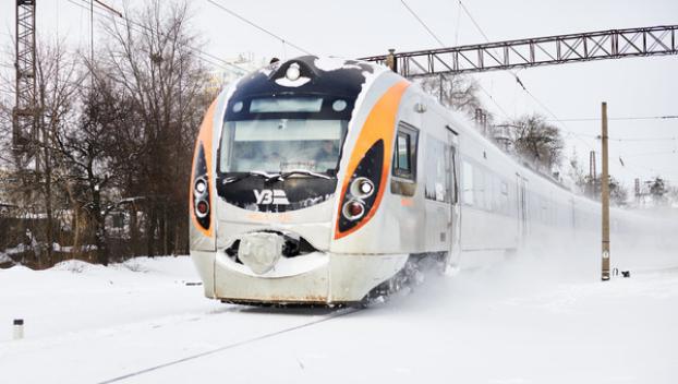 С 8 марта жители Донетчины не смогут добраться на поезде до Закарпатья