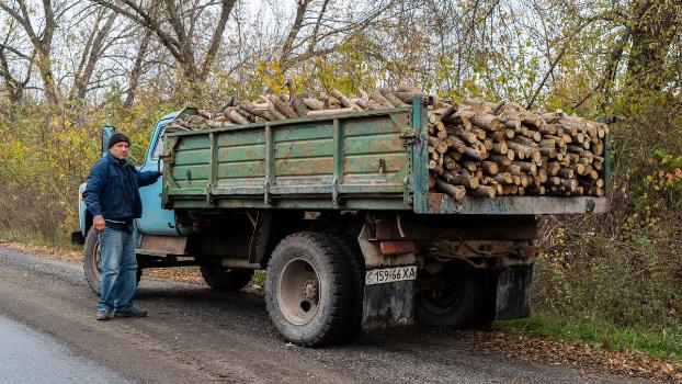 В Донецкой области четыре громады начали получать деньги на дрова