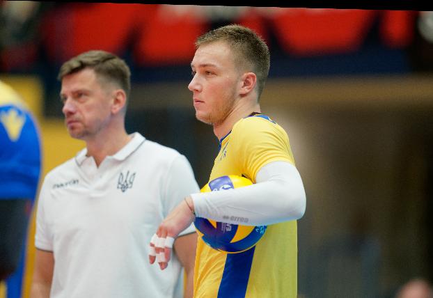 Украинские волейболисты впервые в истории вышли в плей-офф континентального первенства