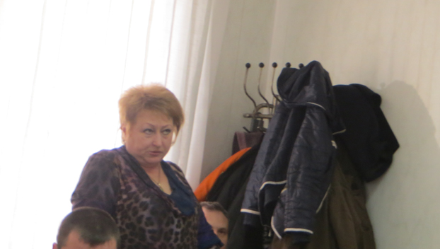 В поселке Шевченко большого Красноармейска цыгане захватывают дома