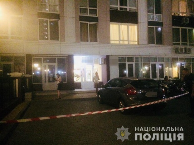 В Одессе пятилетняя девочка выпала из окна десятого этажа