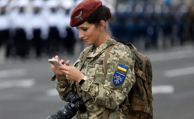  Рада поддержала новый законопроект о военном учете для женщин