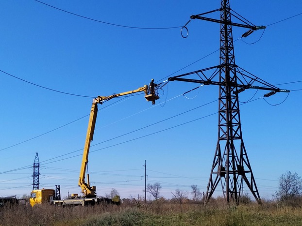 Более 16 000 раз энергетики ДТЭК «Донецкие электросети» восстановили электроснабжение в прифронтовой зоне