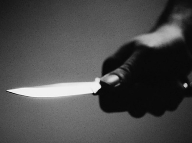 В Мариуполе на улице найден труп с ножевыми ранениями