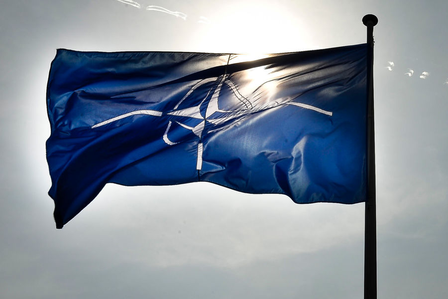 Бесполетную зону у НАТО просить нет смысла: ее не будет