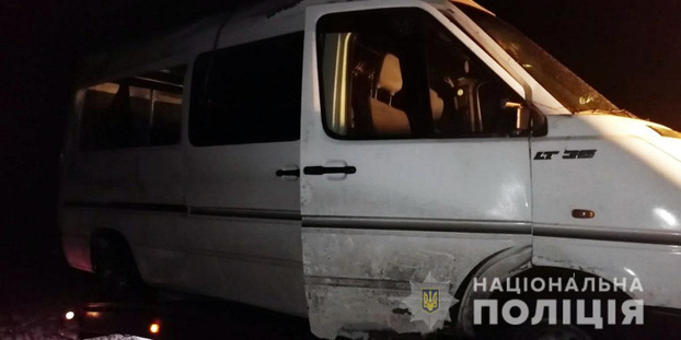 Четыре человека пострадали во время ДТП в Донецкой области