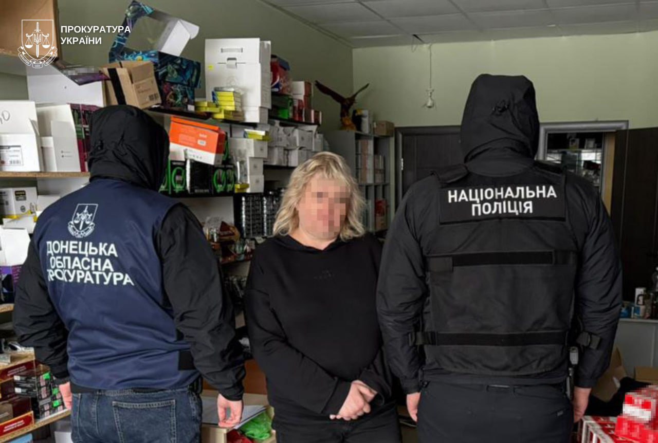 В Славянске продавали электронки с каннабисом