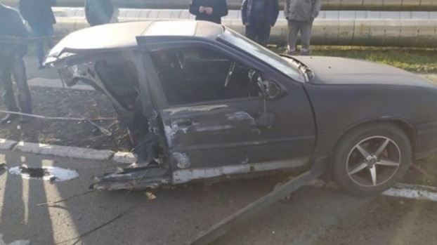 ДТП на Луганщине: авто разорвало пополам