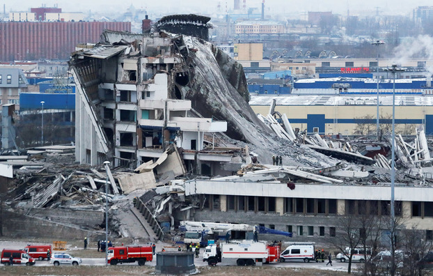 В Петербурге обрушилась крыша СКК