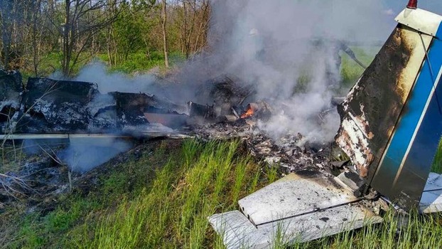 В Днепре упал самолет: двое погибших