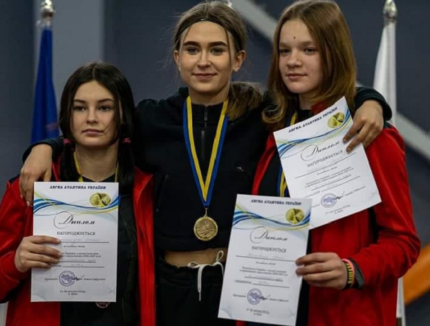 Спортсменка из Константиновки завоевала две медали на чемпионате Украины по легкой атлетике