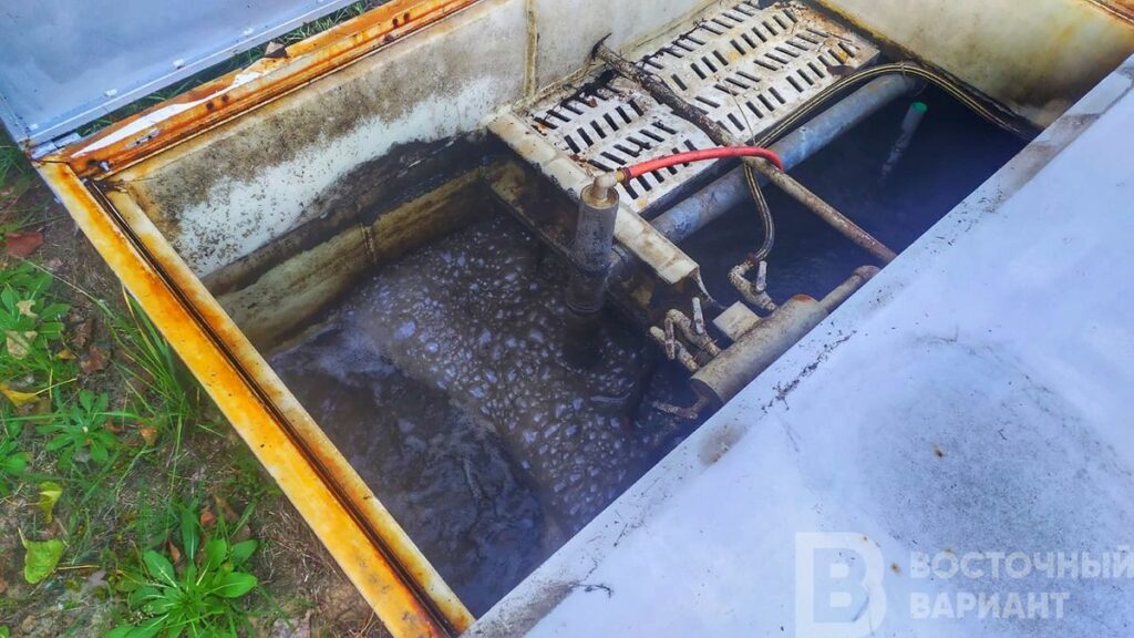 Жители Голубых озер страдают от канализационных стоков