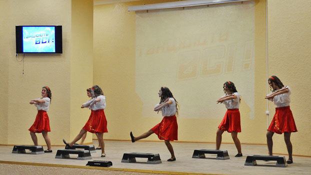 В Красноармейском педучилище на соревнованиях по степ-аэробике