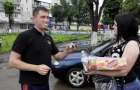 Курильщики Покровска и Мирнограда меняли сигареты на конфеты