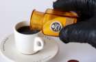 «Подсыпают в кофе!»: в Киеве предупредили об опасной афере