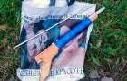 Вооружен и нетрезв: житель Покровска отпугивал животных самострелом