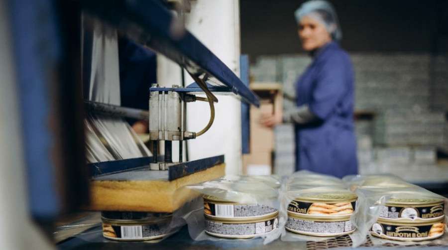 Интеррыбфлот и Андрей Чуклин: Как создаются лучшие рыбные консервы Украины