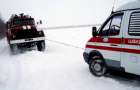 В Донецкой области в снегу застрял автомобиль «скорой помощи»