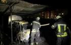 На Луганщине почти час пожарные тушили два автомобиля