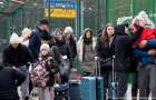 В одной из стран ЕС некоторым украинцам могут отменить статус беженцев